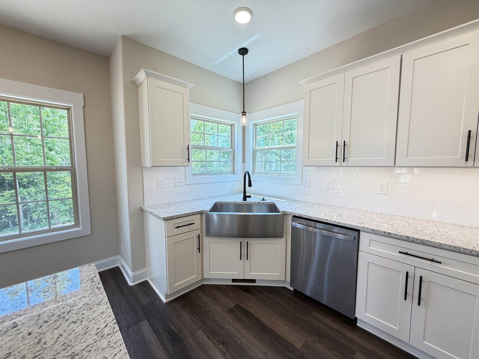 128 Hummingbird Way, Clarksville, TN 37043