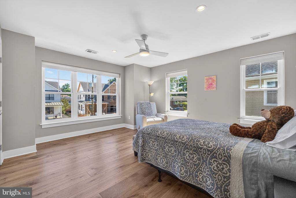 6416 Tisdale Terrace, Bethesda, MD 20817