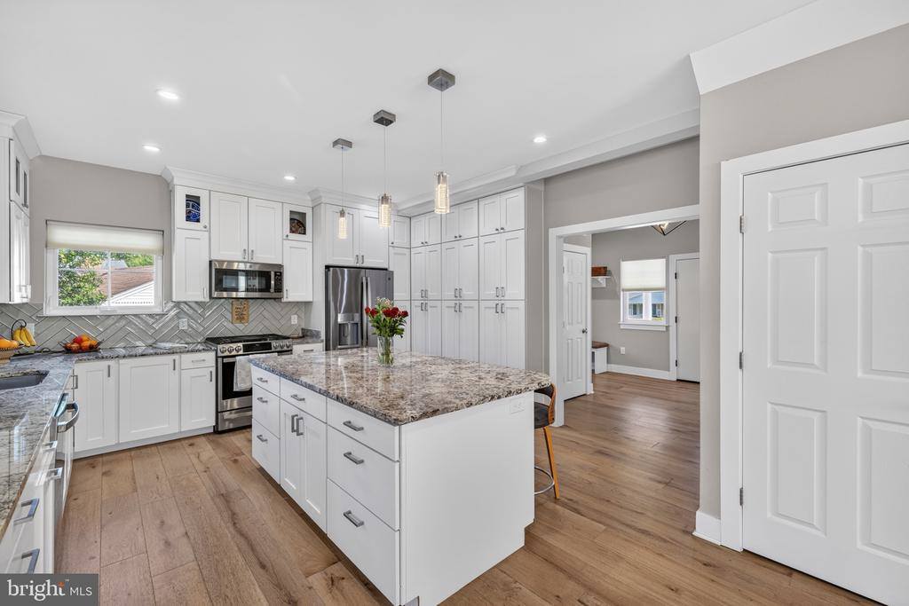 6416 Tisdale Terrace, Bethesda, MD 20817