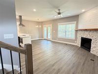 3500 Rabbit Run Trl, Clarksville, TN 37043