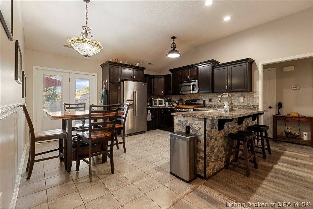 5612 Nature View, Memphis, IN 47143