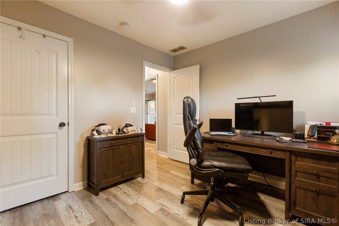 5612 Nature View, Memphis, IN 47143