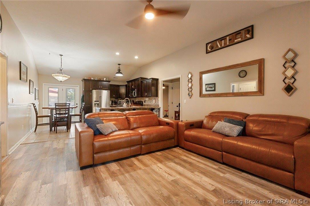 5612 Nature View, Memphis, IN 47143