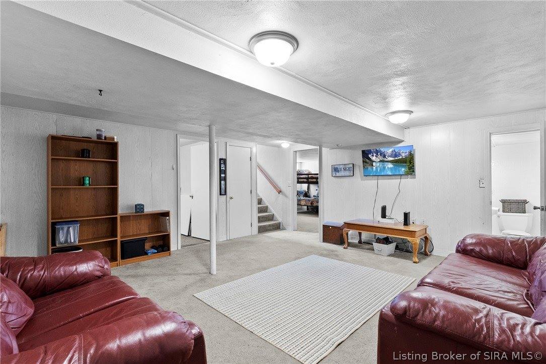 2915 Browning Place, Jeffersonville, IN 47130