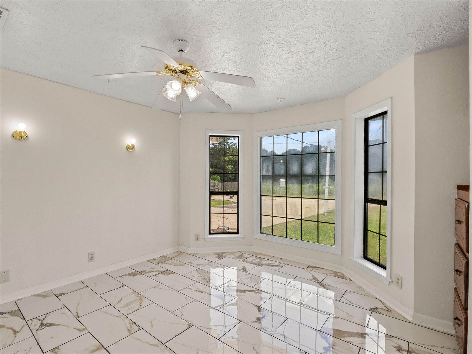 19458 Lake Charles, DeRidder, LA 70634