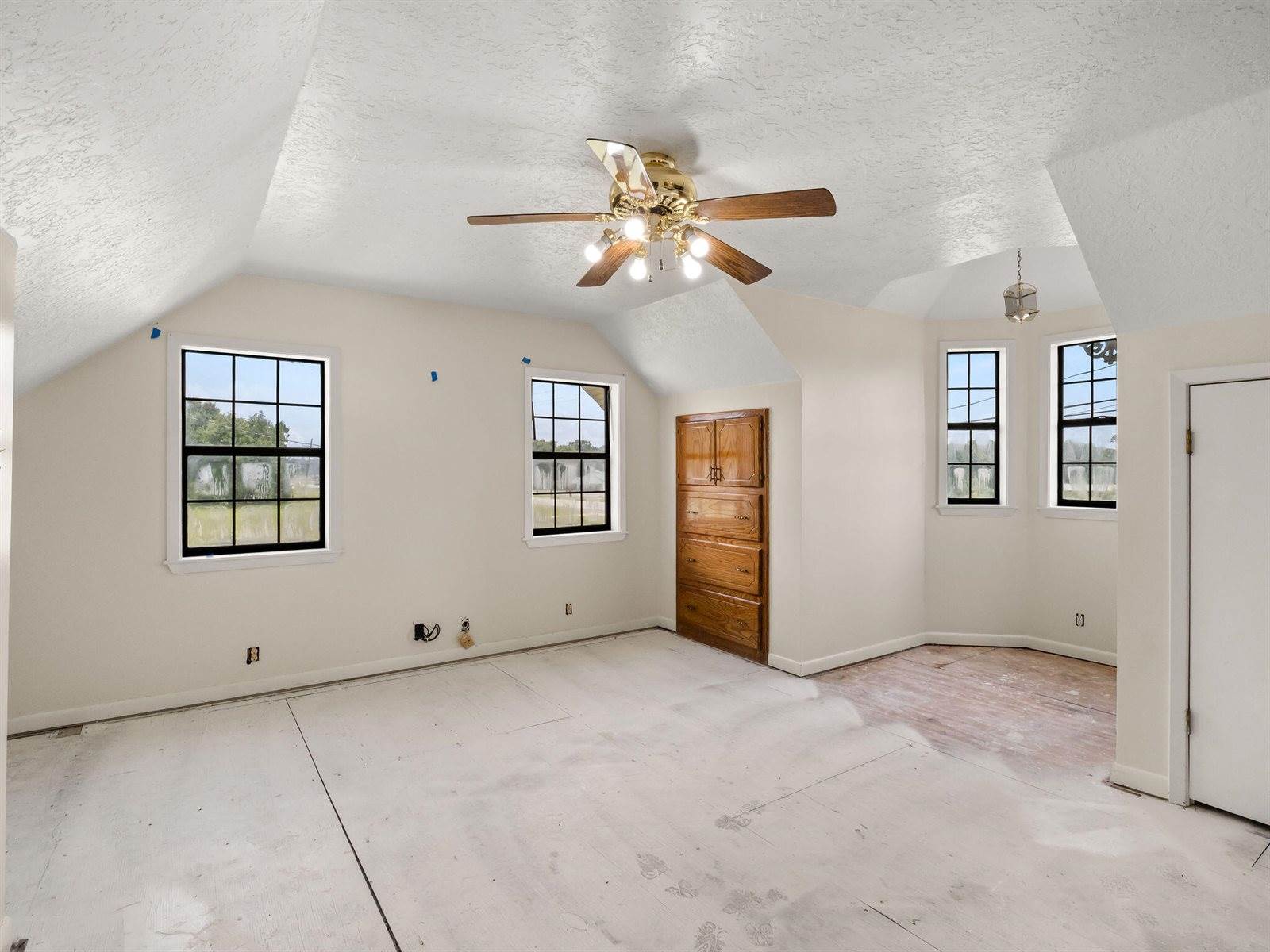 19458 Lake Charles, DeRidder, LA 70634