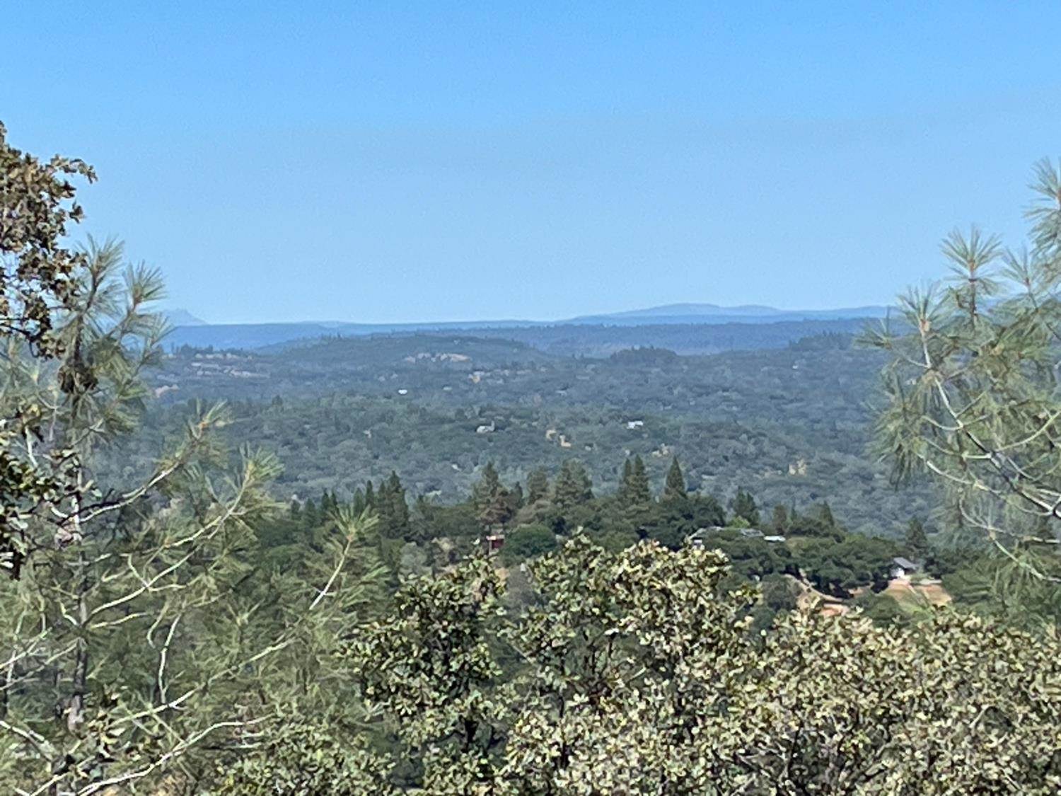 10811 Bell Road, Penn Valley, CA 95946