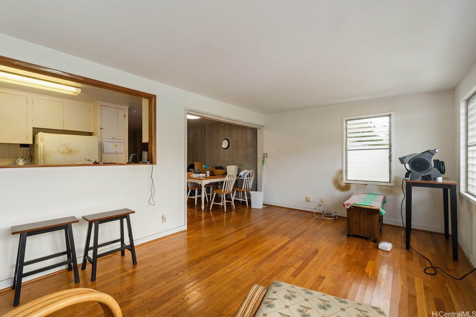 45-316 Nakuluai Street, Kaneohe, HI 96744