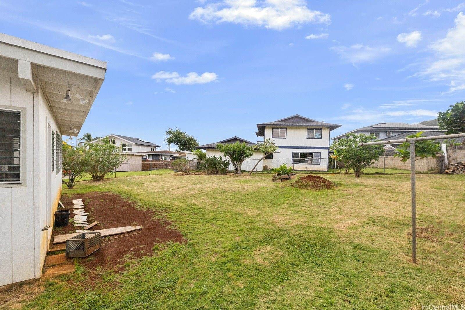 45-316 Nakuluai Street, Kaneohe, HI 96744