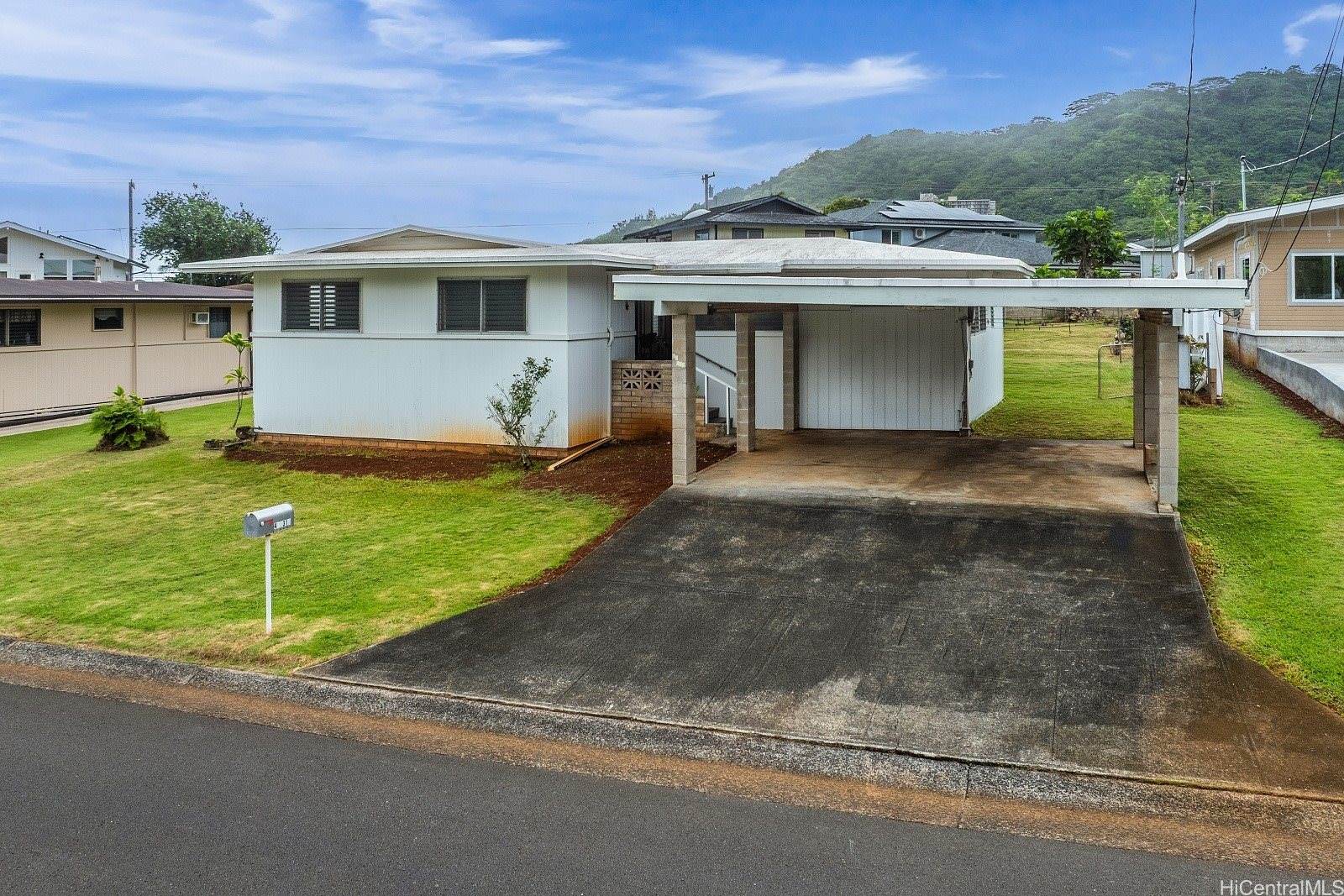 45-316 Nakuluai Street, Kaneohe, HI 96744