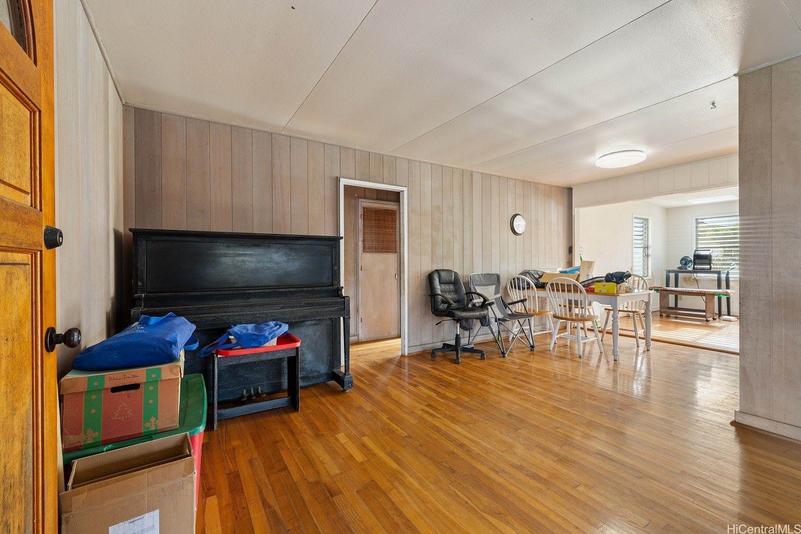 45-316 Nakuluai Street, Kaneohe, HI 96744