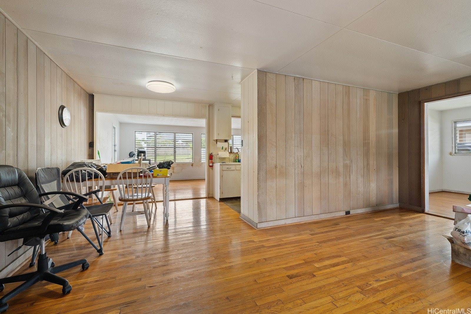 45-316 Nakuluai Street, Kaneohe, HI 96744