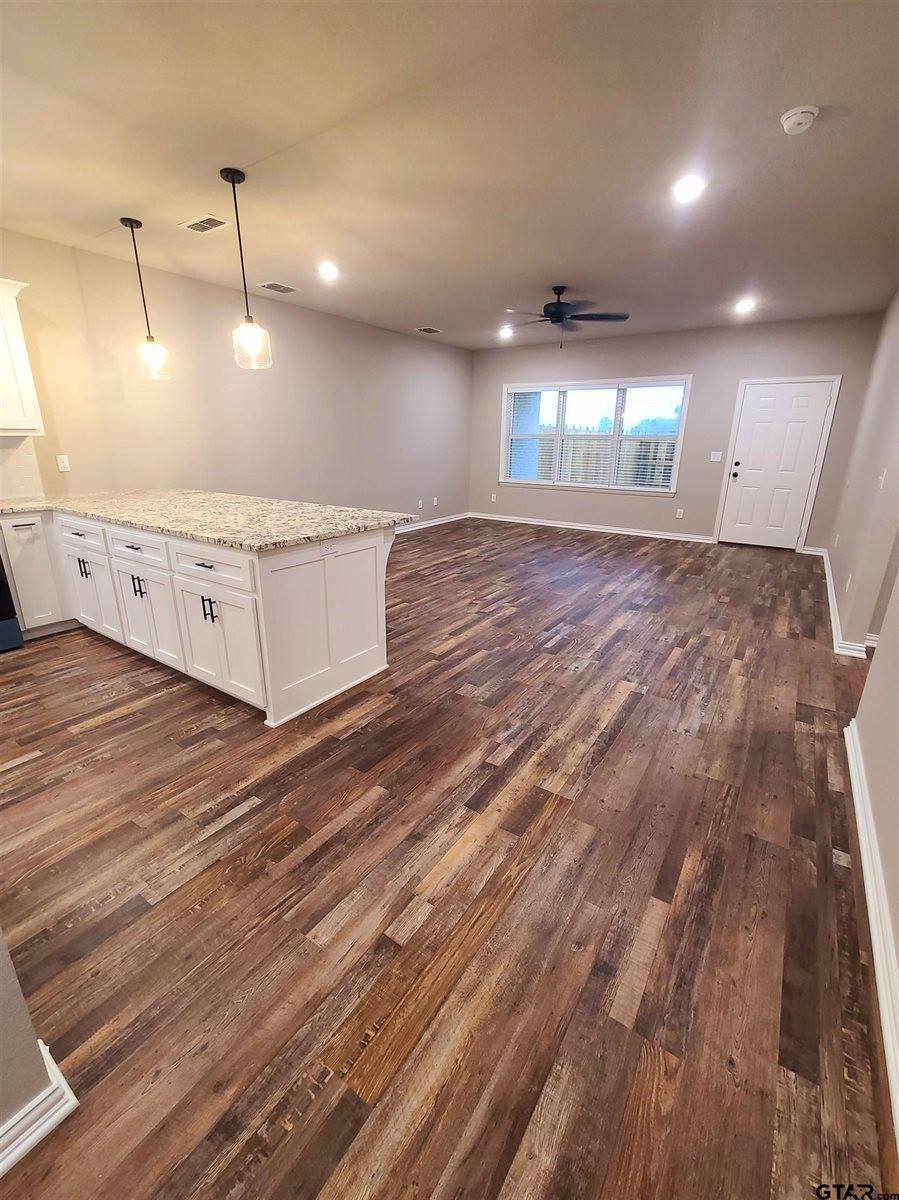 11230 CR 152 W Unit 2, Bullard, TX 75757