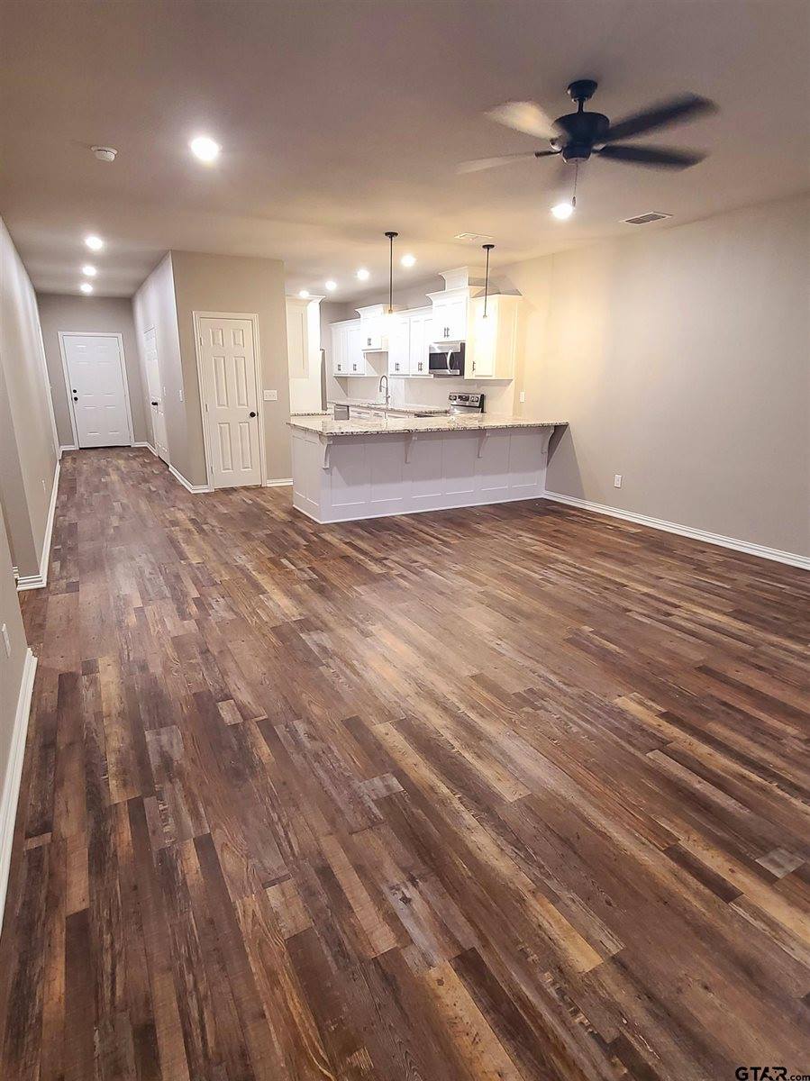11230 CR 152 W Unit 2, Bullard, TX 75757