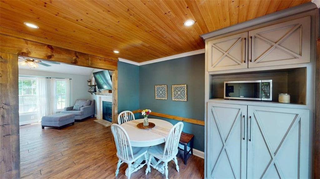 13100 Swartz Road, Bonner Springs, KS 66012