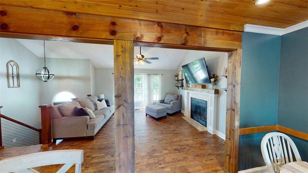 13100 Swartz Road, Bonner Springs, KS 66012