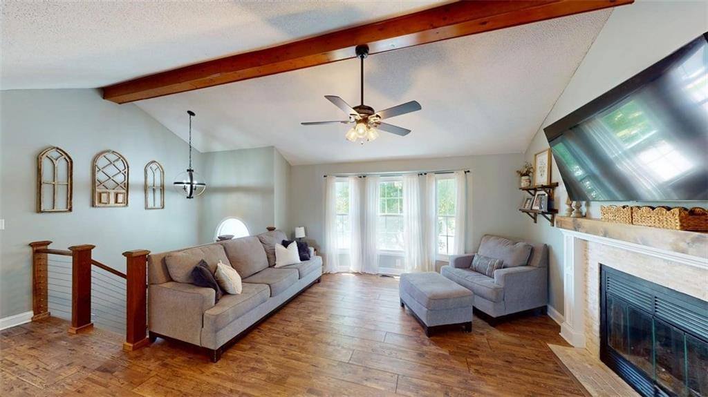 13100 Swartz Road, Bonner Springs, KS 66012
