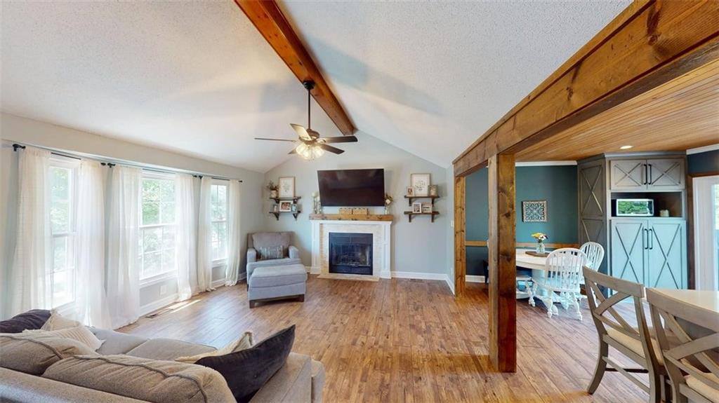 13100 Swartz Road, Bonner Springs, KS 66012