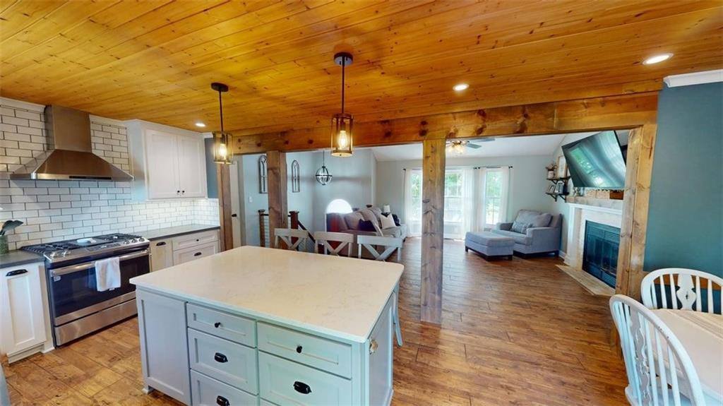 13100 Swartz Road, Bonner Springs, KS 66012
