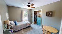 13100 Swartz Road, Bonner Springs, KS 66012