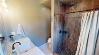 13100 Swartz Road, Bonner Springs, KS 66012