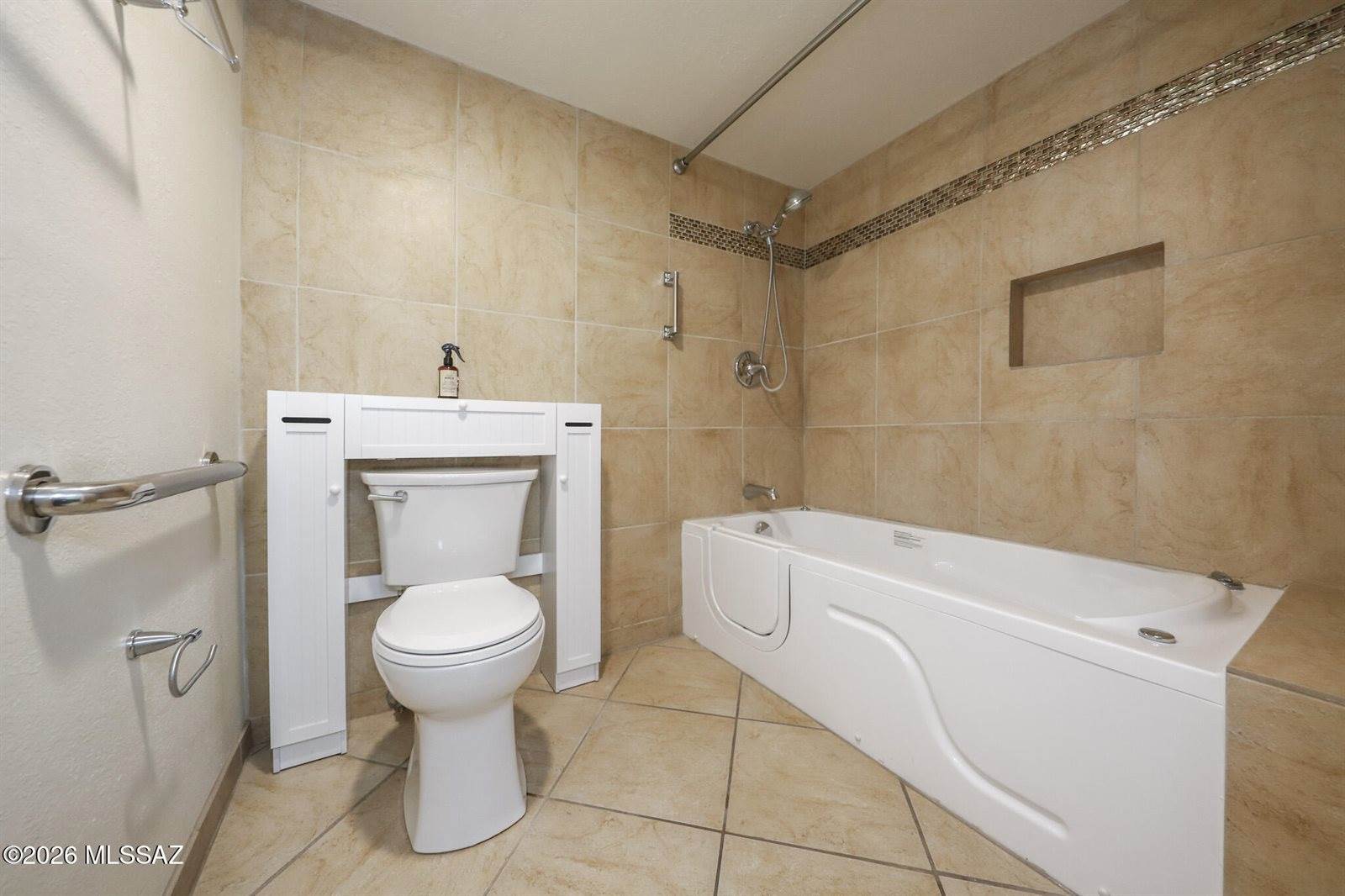 5013 East South Regency Circle, Tucson, AZ 85711