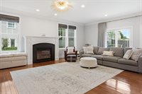 7 Howe St, Hingham, MA 02043