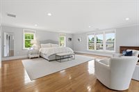 7 Howe St, Hingham, MA 02043