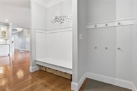 7 Howe St, Hingham, MA 02043