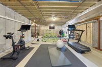7 Howe St, Hingham, MA 02043