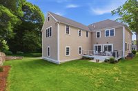 7 Howe St, Hingham, MA 02043