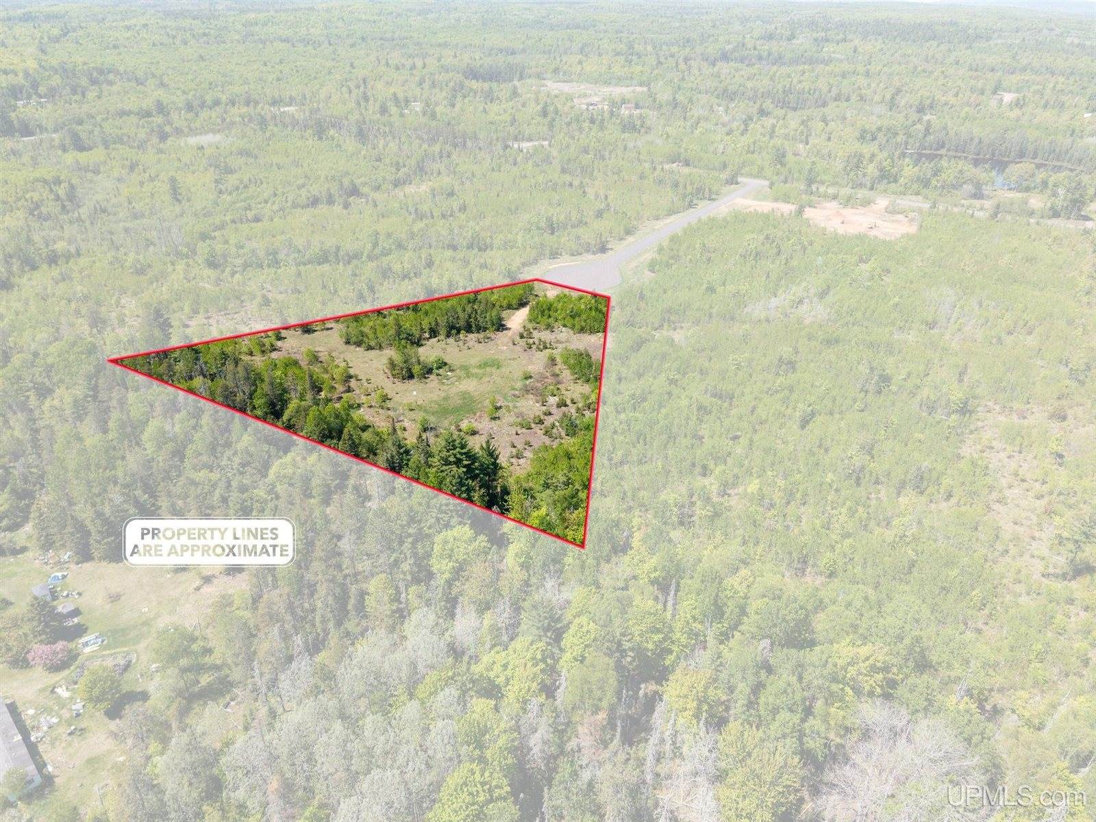 784 Legion Drive, Ishpeming, MI 49849