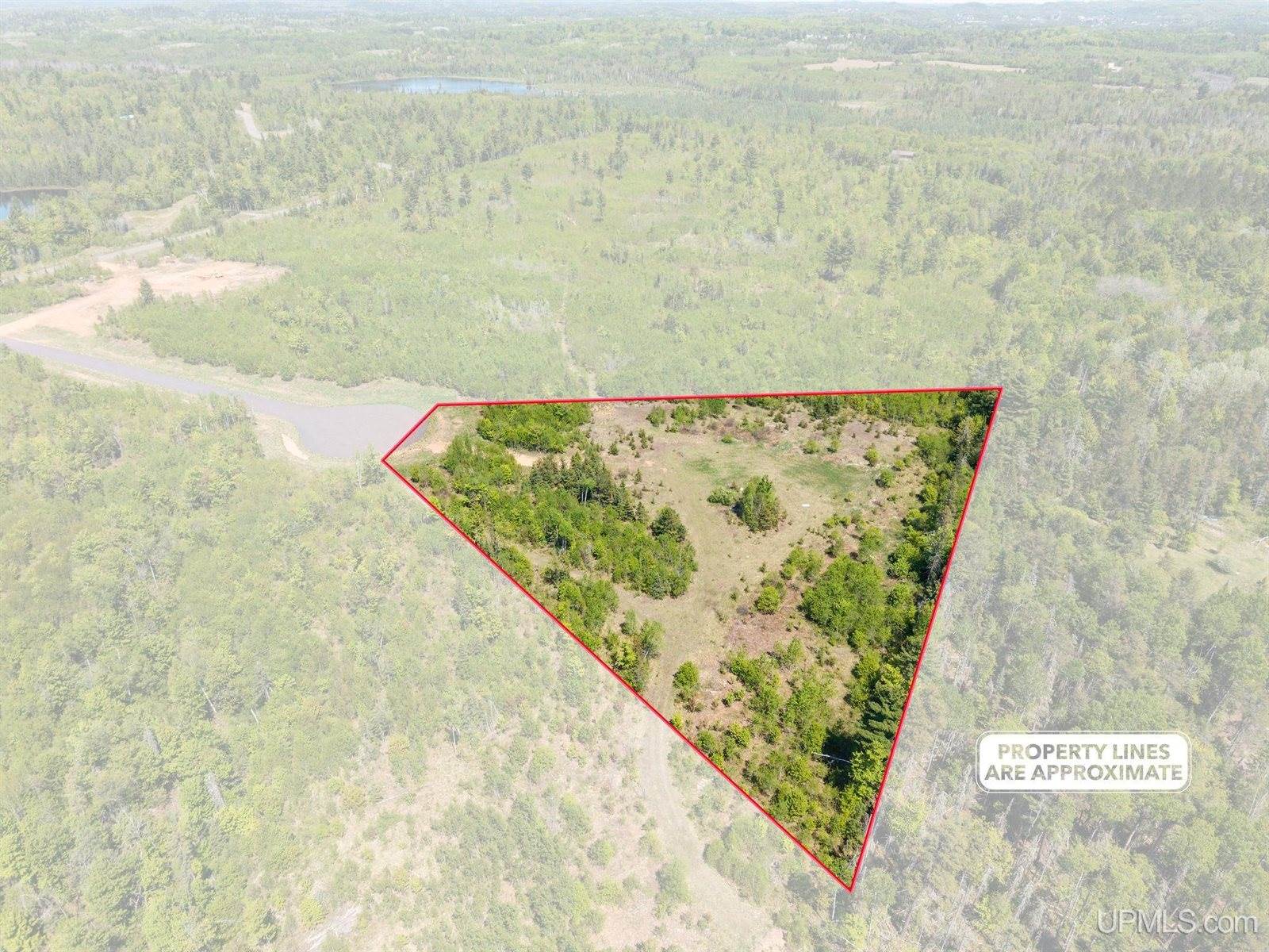 784 Legion Drive, Ishpeming, MI 49849