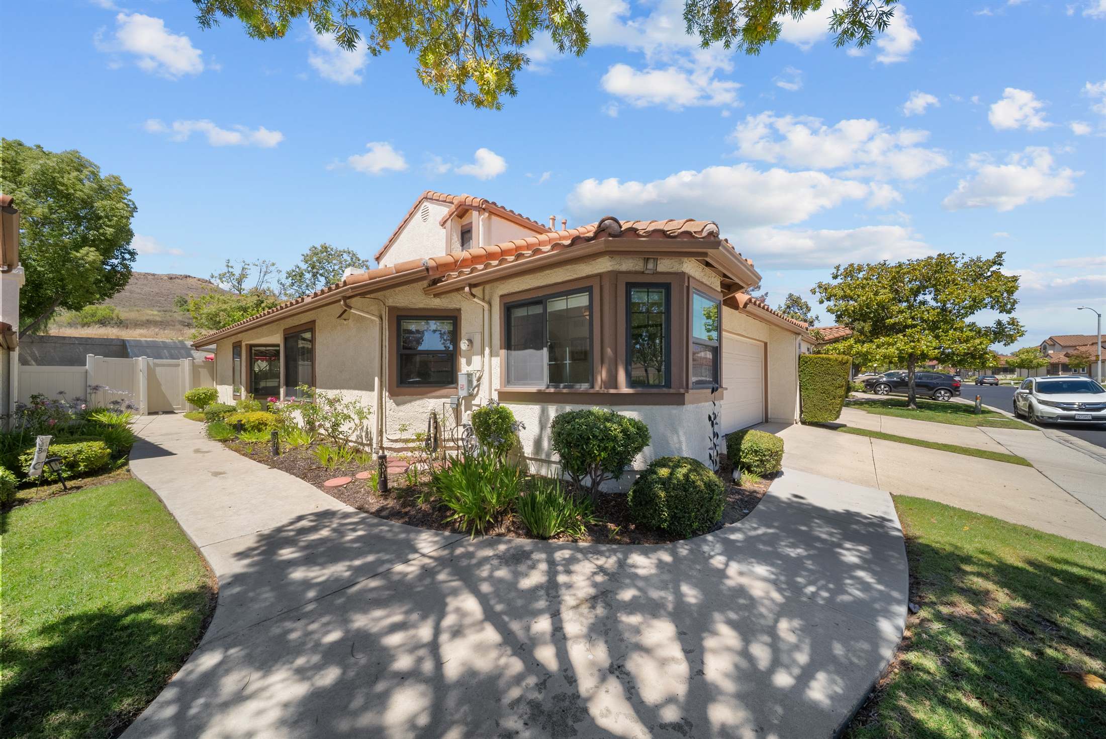 757 Congressional Rd., Simi Valley, CA 93065