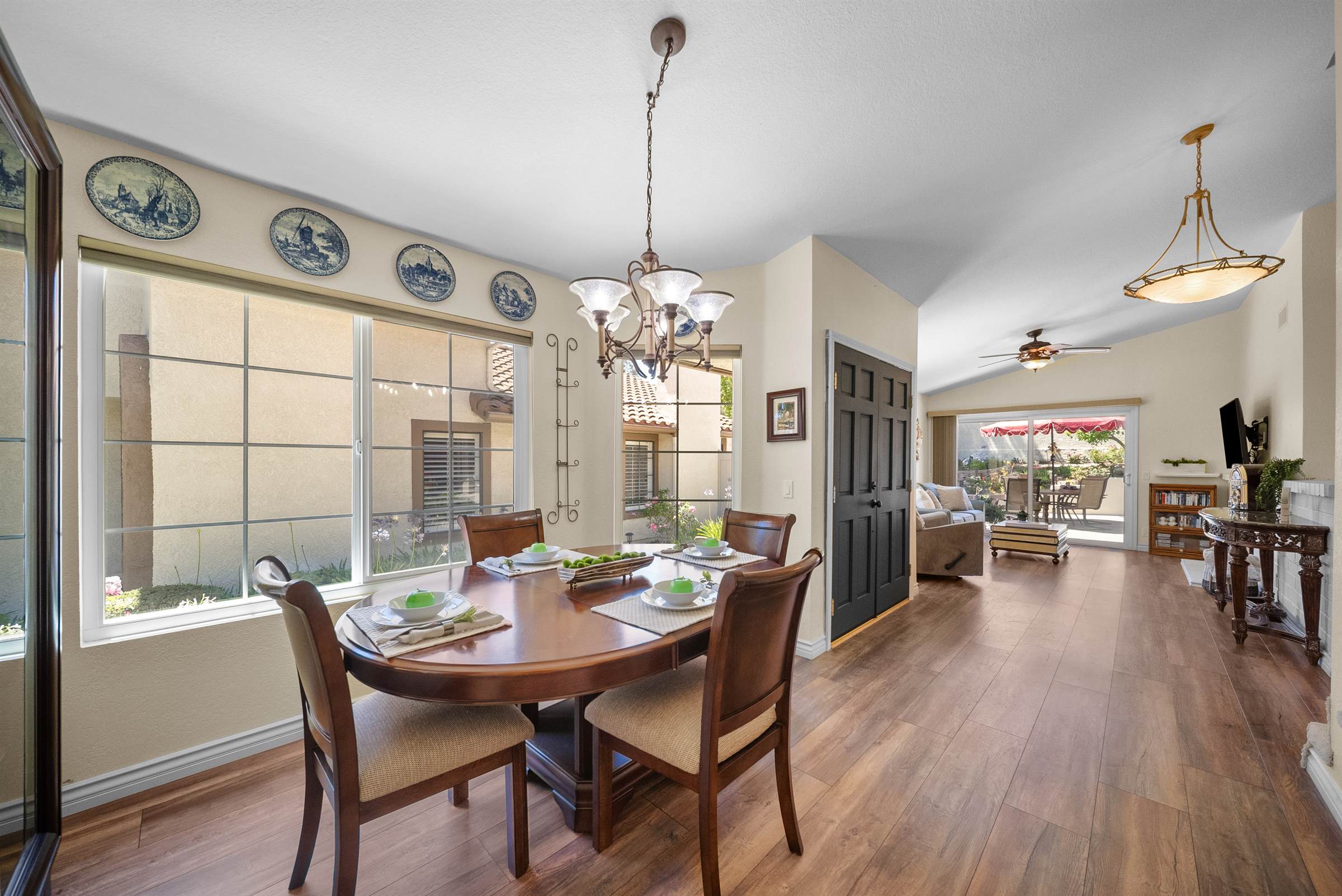 757 Congressional Rd., Simi Valley, CA 93065