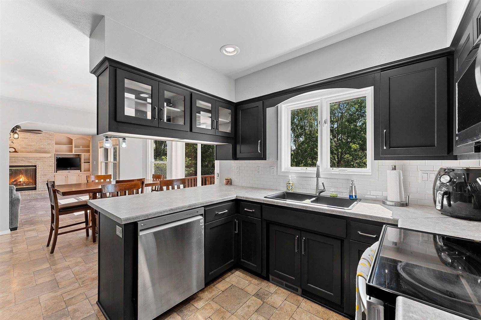 2038 Emerald Drive, Green Bay, WI 54311