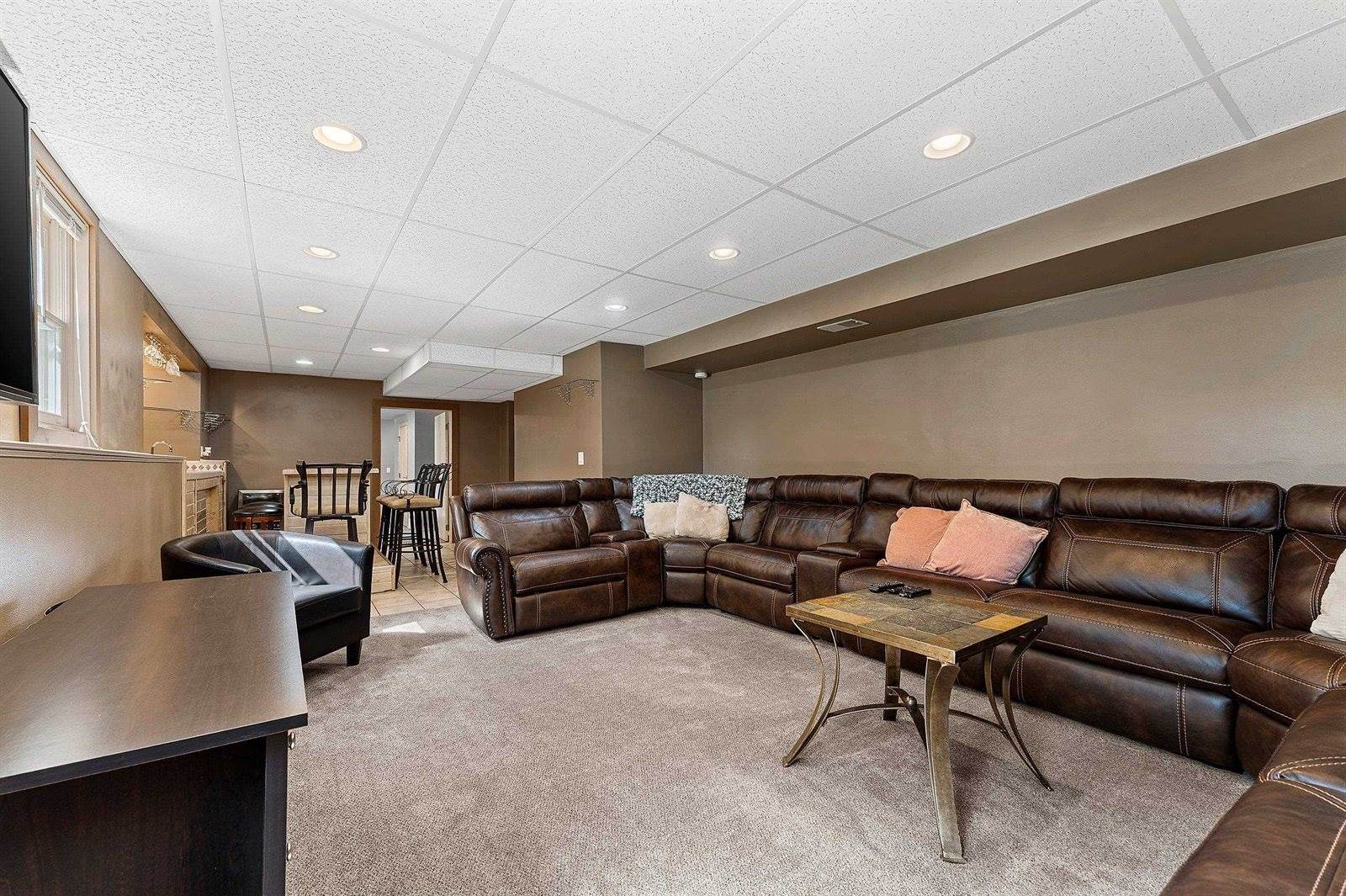 2038 Emerald Drive, Green Bay, WI 54311