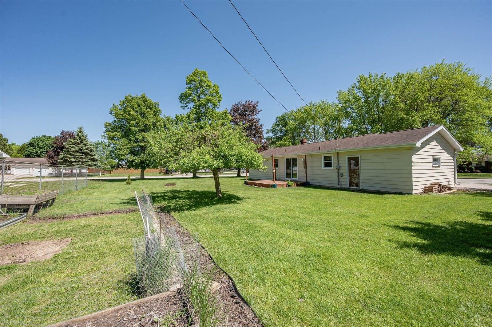 2650 Bay Port Lane, Green Bay, WI 54313