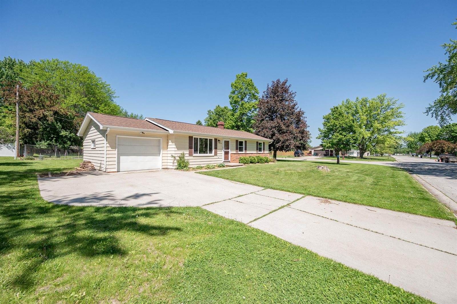 2650 Bay Port Lane, Green Bay, WI 54313