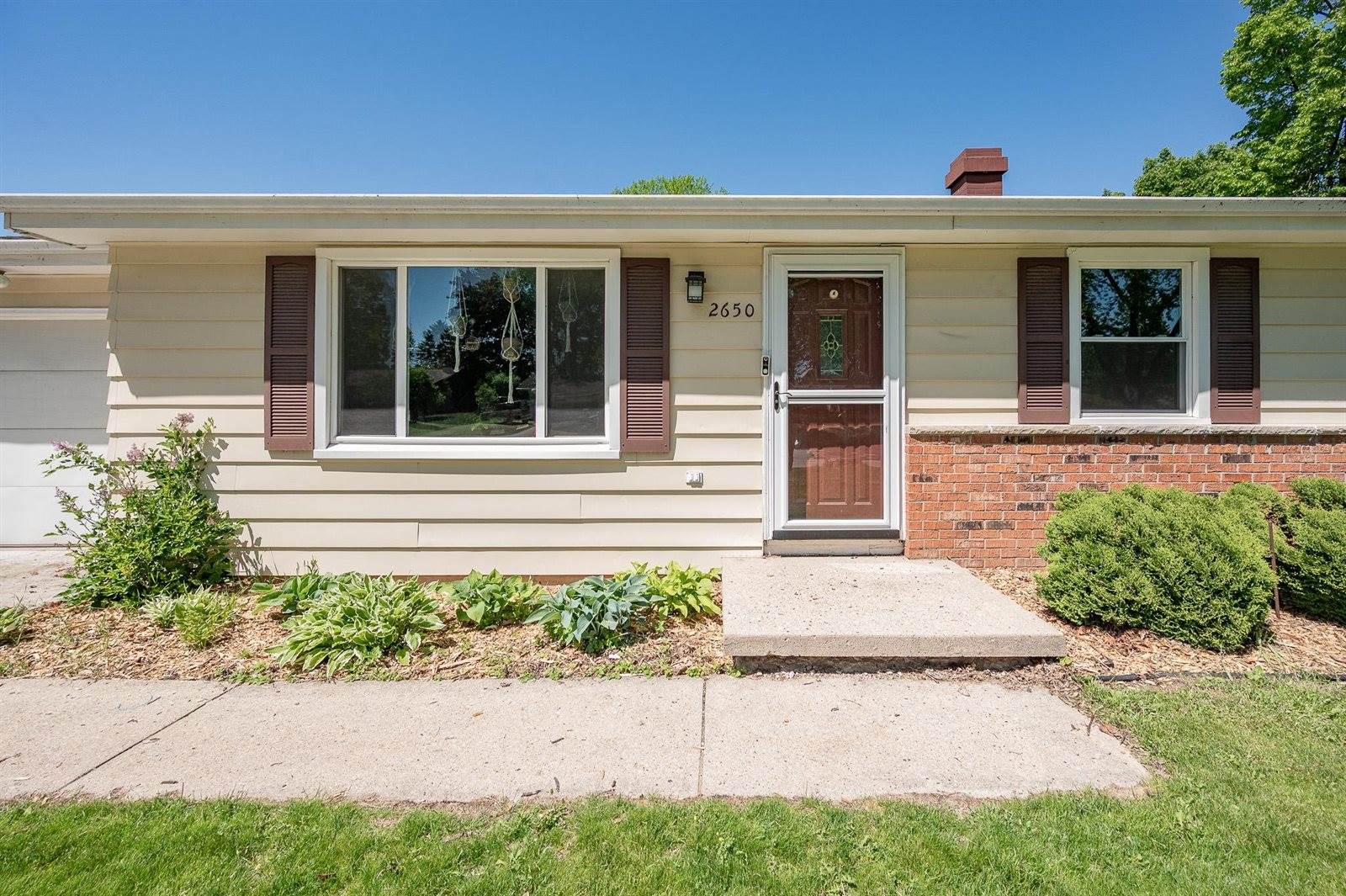 2650 Bay Port Lane, Green Bay, WI 54313