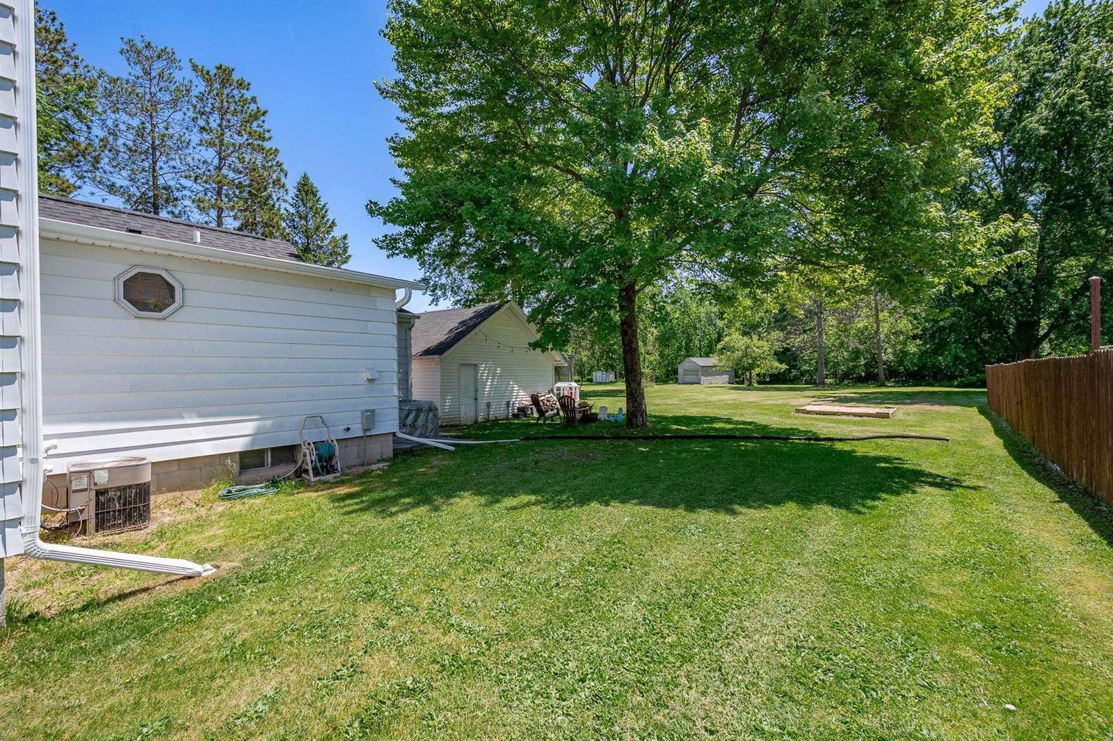 1319 Riverside Drive, Suamico, WI 54173