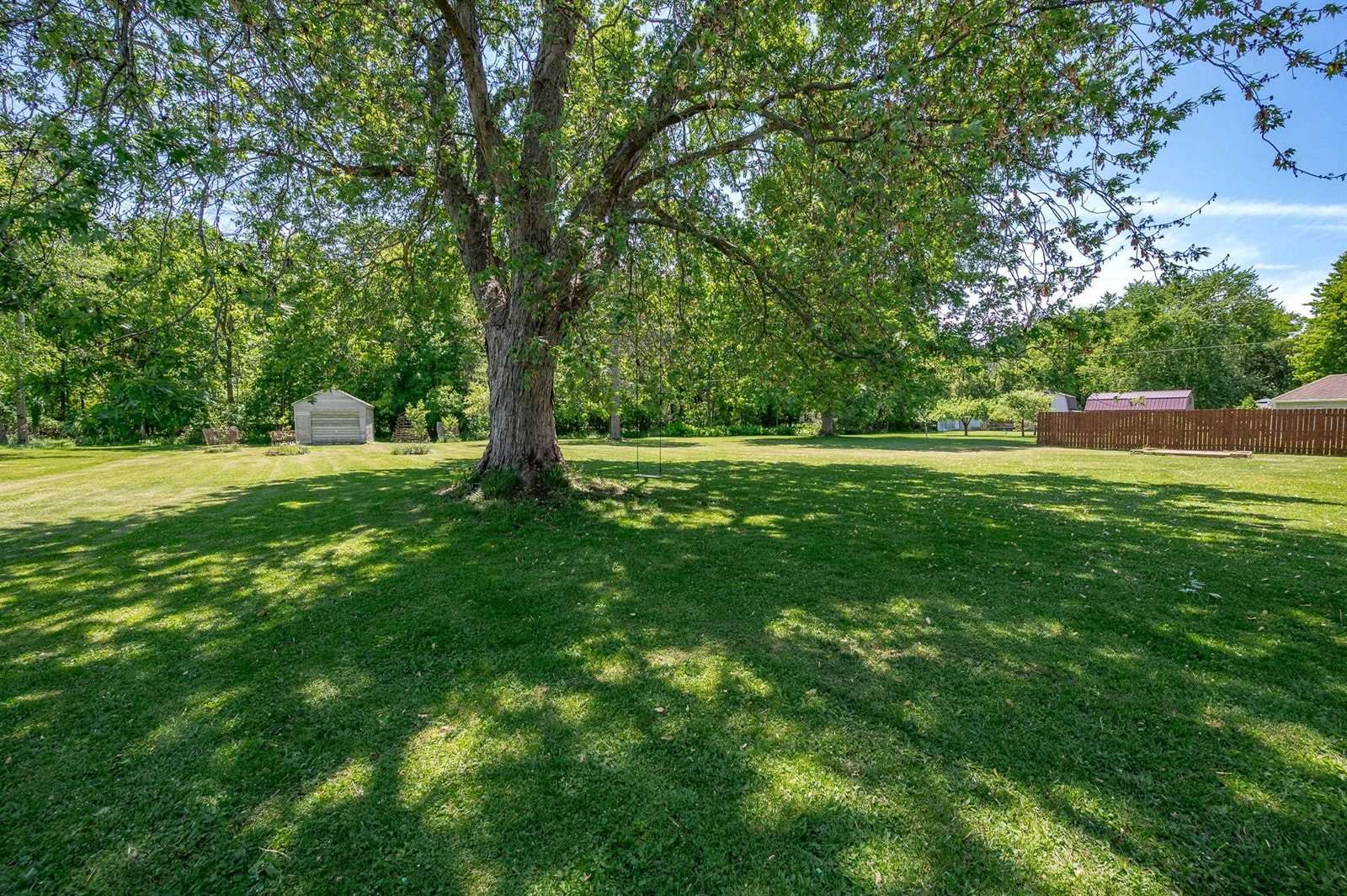 1319 Riverside Drive, Suamico, WI 54173