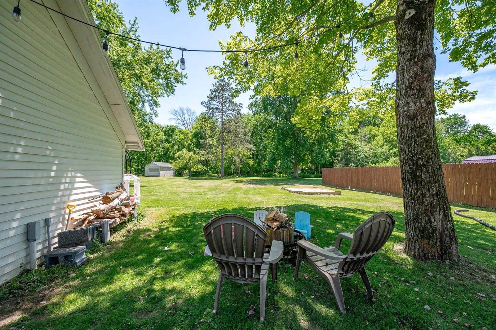 1319 Riverside Drive, Suamico, WI 54173