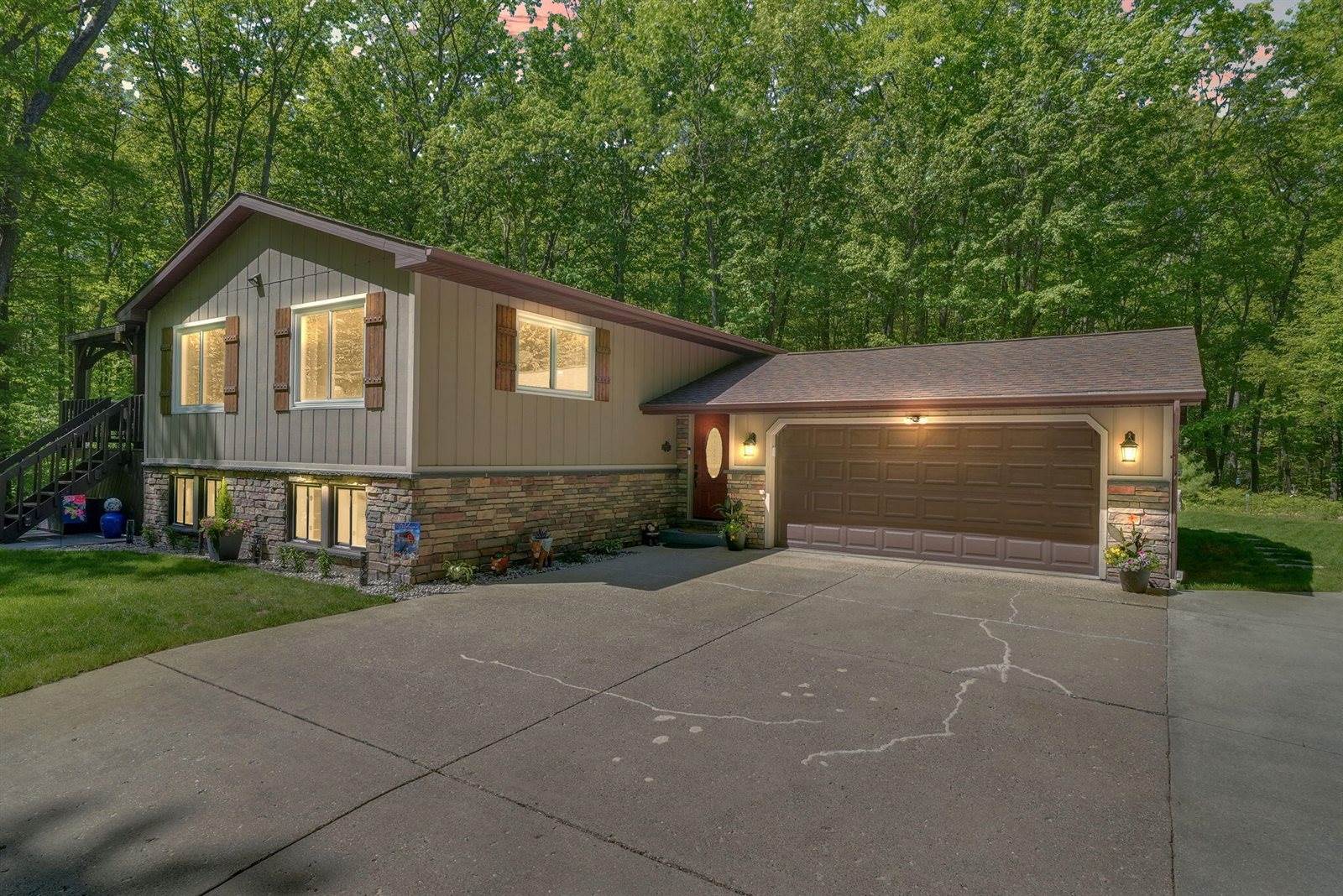 5581 Old Orchard Road, Prudenville, MI 48651