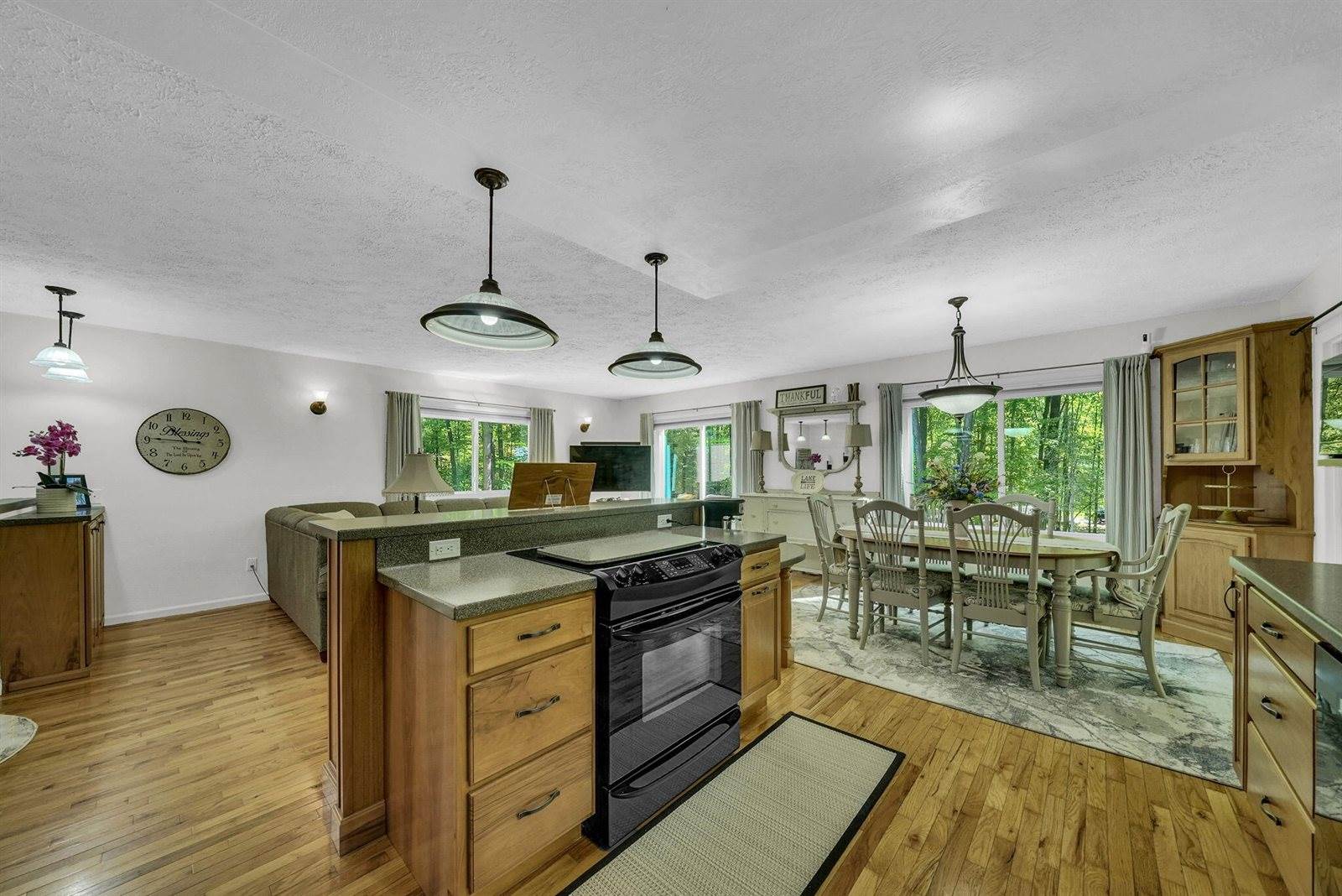 5581 Old Orchard Road, Prudenville, MI 48651