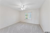 9723 Fieldcrest Drive, Omaha, NE 68114