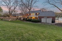 9723 Fieldcrest Drive, Omaha, NE 68114