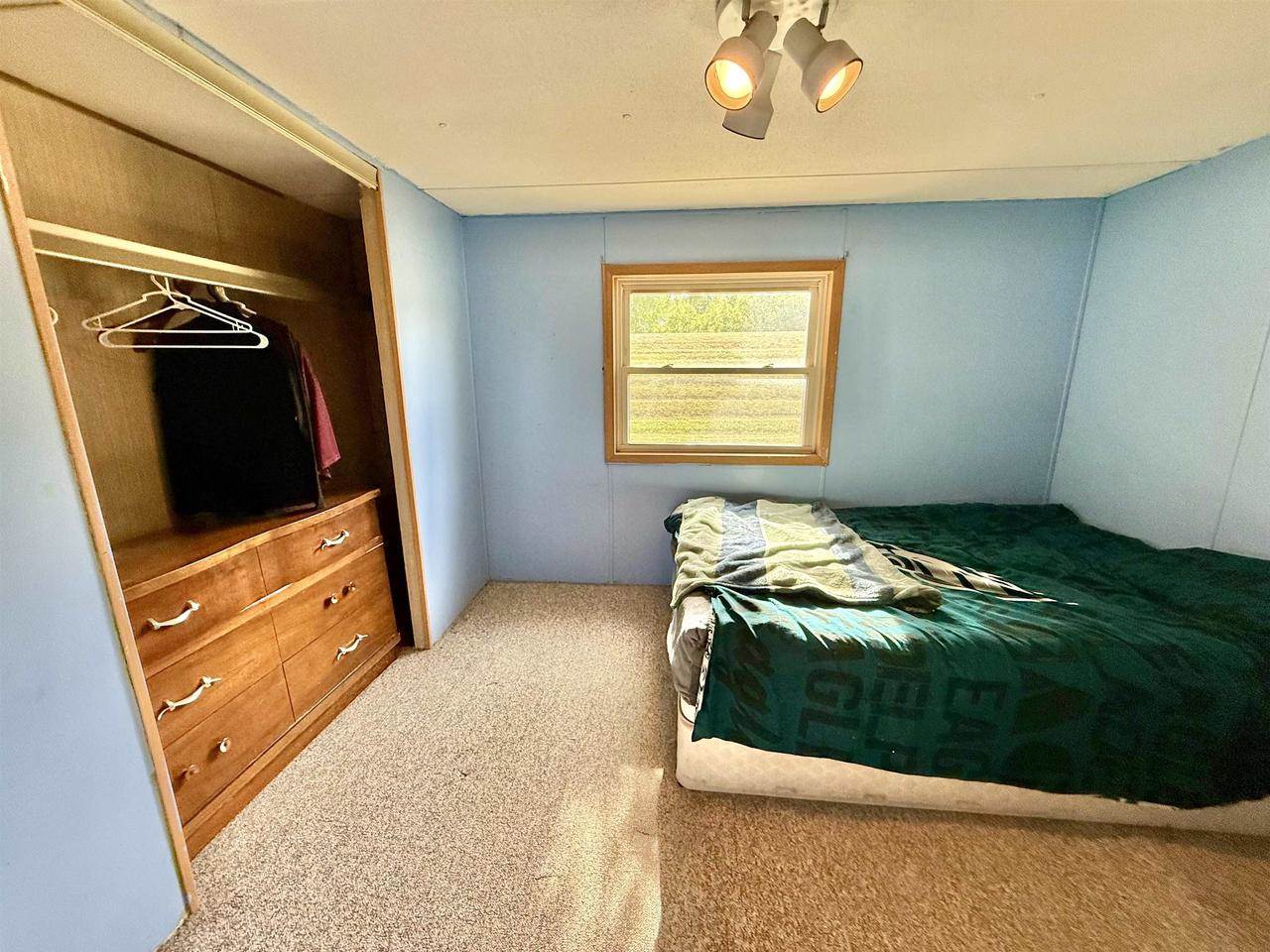 31 Maple Grove Avenue, Jefferson, WI 53549