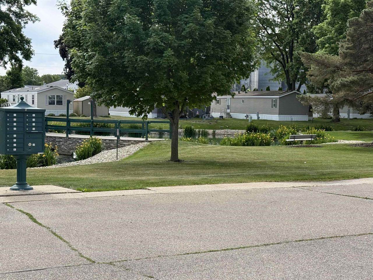 31 Maple Grove Avenue, Jefferson, WI 53549