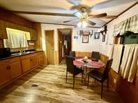 31 Maple Grove Avenue, Jefferson, WI 53549